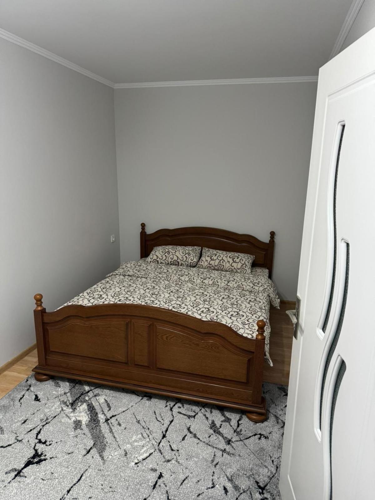 Apartament Str Grenoble Chisinau Luaran gambar